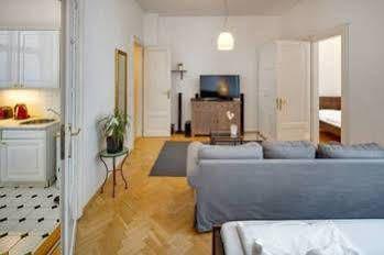 Old Town Square Premium Residence Praha Bagian luar foto