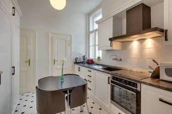 Old Town Square Premium Residence Praha Bagian luar foto