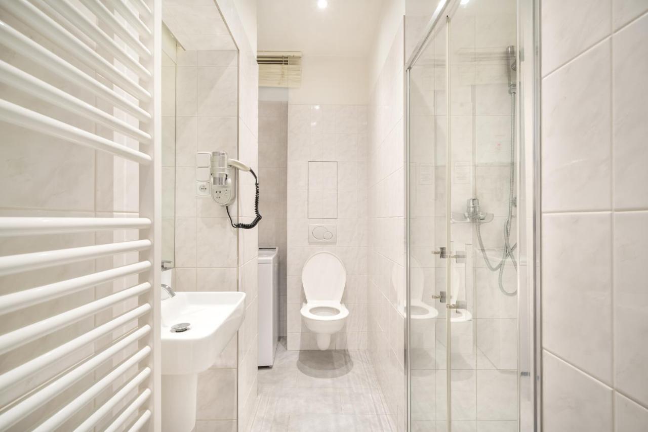 Old Town Square Premium Residence Praha Bagian luar foto